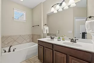 13400 Briarwick Dr, Austin, TX 78729 - Photo 18