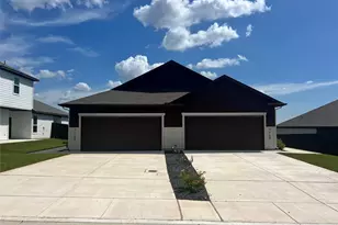 775 Staglin St, Buda, TX 78610 - Photo 2