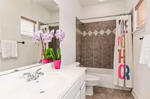 37 Autumn Oaks Dr, The Hills, TX 78738 - Photo 24