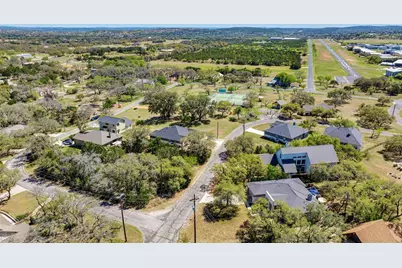 000 Eton Lane, Spicewood, TX 78669 - Photo 4