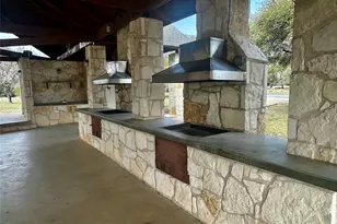 000 Eton Ln, Spicewood, TX 78669 - Photo 6