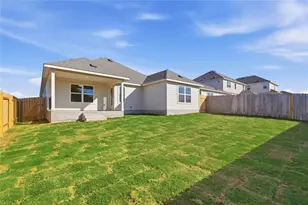 242 Seattle Slew Dr, Jarrell, TX 76537 - Photo 14