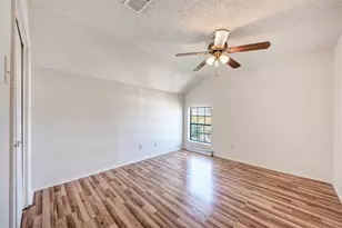 2401 Leon St, Austin, TX 78705 - Photo 4