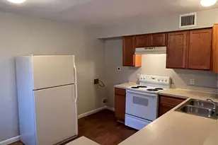 7206 Twin Crest Dr, Austin, TX 78752 - Photo 4