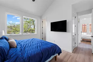 506 Krebs Ln, Austin, TX 78704 - Photo 10