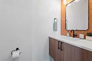 506 Krebs Ln, Austin, TX 78704 - Photo 8