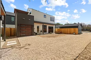 506 Krebs Ln, Austin, TX 78704 - Photo 2