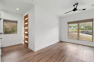 1193 E M. Franklin Ave, Austin, TX 78721 - Photo 4