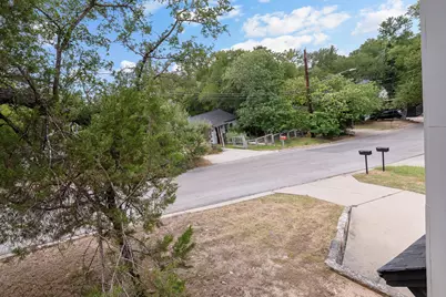 1193 E M Franklin Avenue #1, Austin, TX 78721 - Photo 20