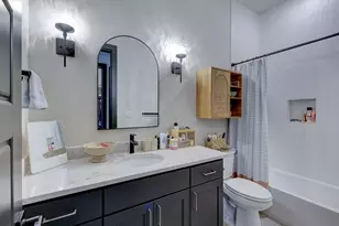 102 N Creek Ct, Bertram, TX 78605 - Photo 24