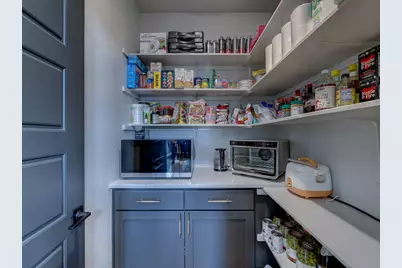 102 N Creek Court, Bertram, TX 78605 - Photo 34