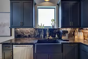 102 N Creek Ct, Bertram, TX 78605 - Photo 14