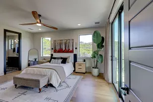 102 N Creek Ct, Bertram, TX 78605 - Photo 16