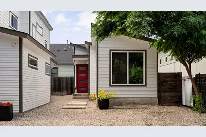 1905 Pennsylvania Avenue #B, Austin, TX 78702 - Photo 2