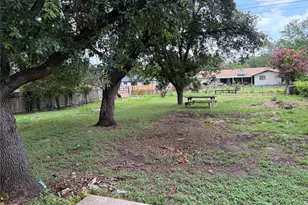 1309 Radam Cir, Austin, TX 78745 - Photo 22