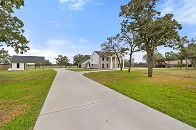 1017 County Road 229 Road, Giddings, TX 78942 - Photo 32