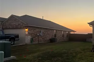 2310 Three Wood Way, Navasota, TX 77868 - Photo 20