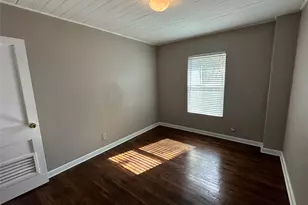 5216 McCarty W, Austin, TX 78749 - Photo 8