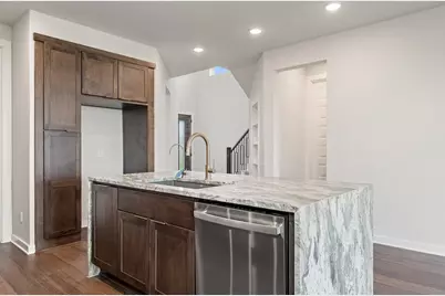 108 Bloomington Loop, Hutto, TX 78634 - Photo 16