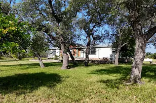 204 Lagitos Ln, Llano, TX 78643 - Photo 6