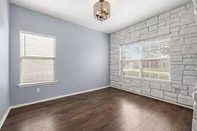 114 Almquist Street, Hutto, TX 78634 - Photo 4