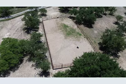 496 Middleton Road, Spicewood, TX 78669 - Photo 36