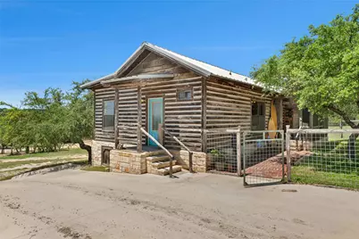 496 Middleton Road, Spicewood, TX 78669 - Photo 4