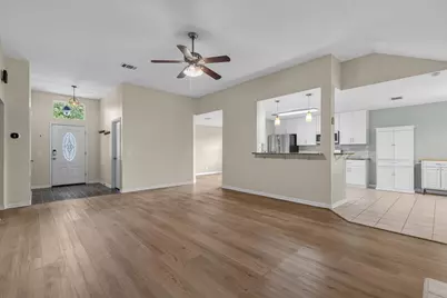 206 Evergreen Circle, Georgetown, TX 78626 - Photo 4