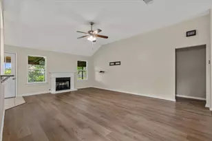 206 Evergreen Cir, Georgetown, TX 78626 - Photo 12