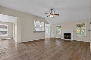 206 Evergreen Cir, Georgetown, TX 78626 - Photo 10