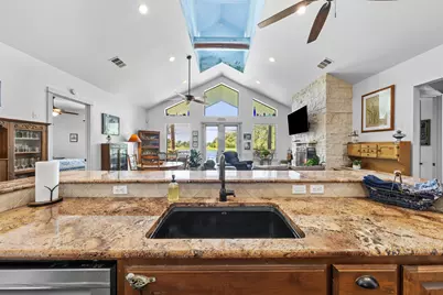 214 Private Road 7055, Milano, TX 76556 - Photo 18