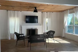 1233 Delano St, Austin, TX 78721 - Photo 2