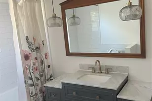 1233 Delano St, Austin, TX 78721 - Photo 20