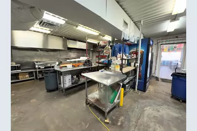 1212 E Pierce Street, Luling, TX 78648 - Photo 10