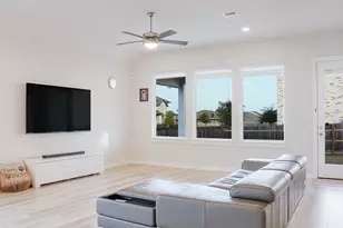 1561 Sawmill Xing, Round Rock, TX 78665 - Photo 10