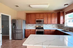 4116 Meadow Bluff Way, Round Rock, TX 78665 - Photo 10