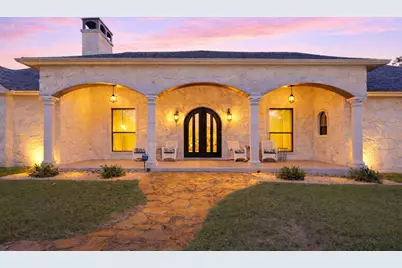 125 Carriage Court, Bastrop, TX 78602 - Photo 2
