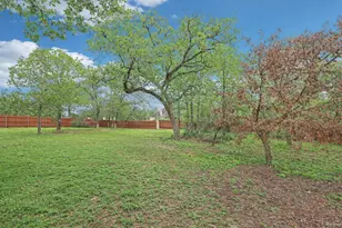 125 Carriage Ct, Bastrop, TX 78602 - Photo 36