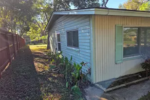 403 Hazel St, Rockdale, TX 76567 - Photo 4