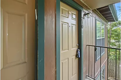 2319 Greenfield Parkway #210, Austin, TX 78741 - Photo 2