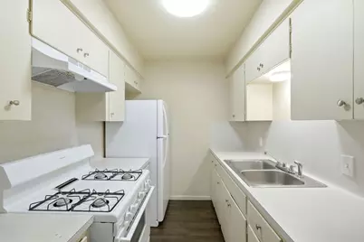 2319 Greenfield Parkway #210, Austin, TX 78741 - Photo 8