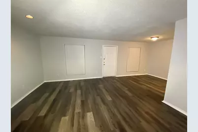 2401 Leon Street #201, Austin, TX 78705 - Photo 2