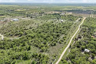 3882 Dry Creek Rd, Lockhart, TX 78644 - Photo 22