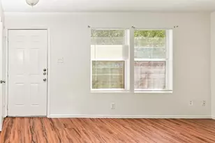 6906 Deep Cir, Austin, TX 78744 - Photo 2
