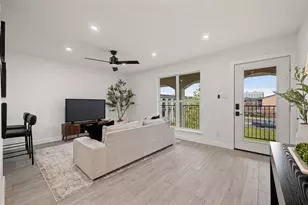 5911 Sheridan Ave Ln, Austin, TX 78723 - Photo 2