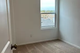 35 Trinity Cir, Lockhart, TX 78644 - Photo 16
