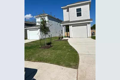 35 Trinity Circle, Lockhart, TX 78644 - Photo 2