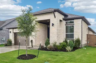 315 San Saba Dr, Buda, TX 78610 - Photo 2
