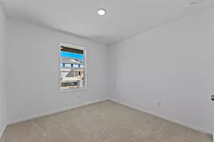 107 Ellendale Pl, Fredericksburg, TX 78624 - Photo 4