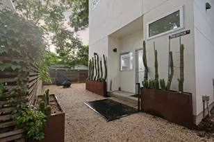 2008 Riverview St, Austin, TX 78702 - Photo 4